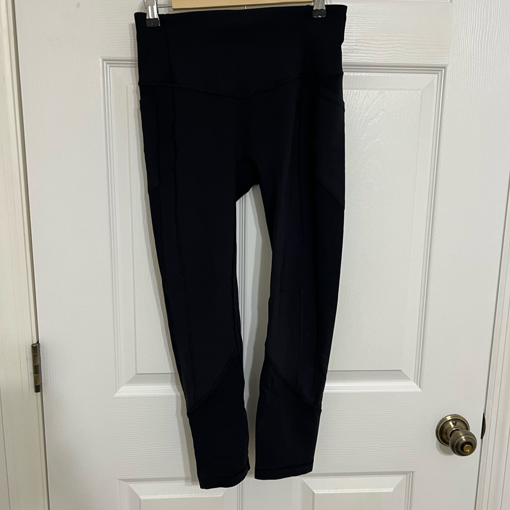 Lululemon Black Leggings with pockets